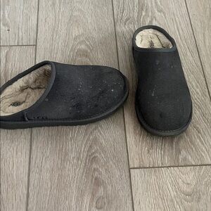 UGG GREY Slip-On Slippers with Cream Lining